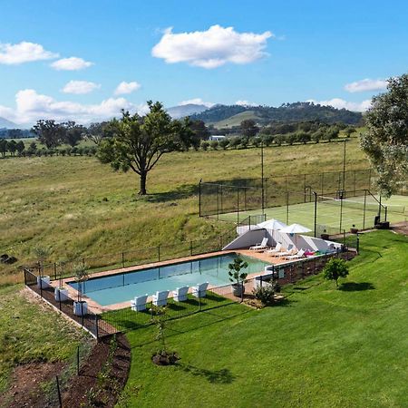 Stay In Mudgee The Grove, The Church, And Premium Private Homestead Buitenkant foto