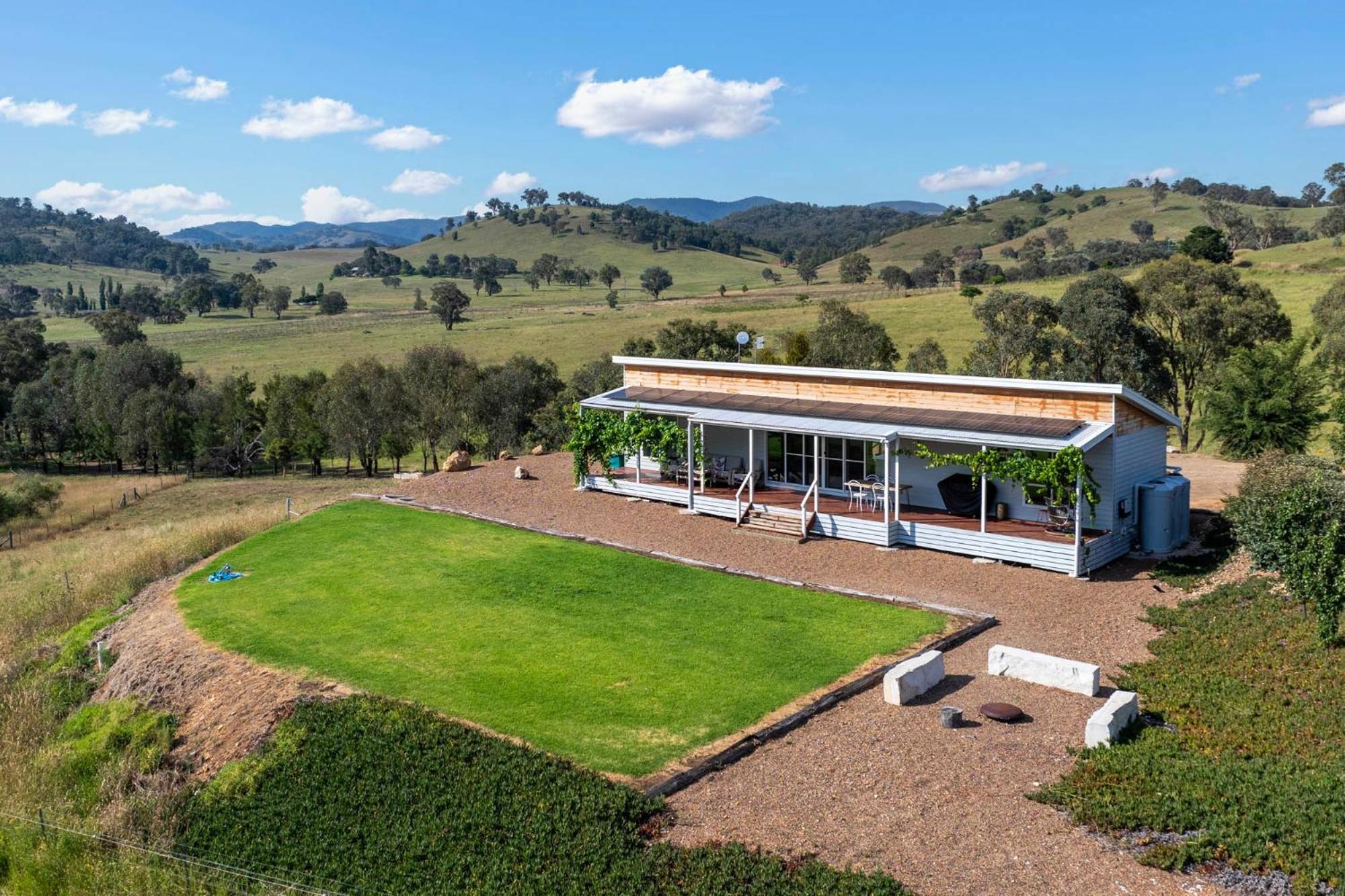 Stay In Mudgee The Grove, The Church, And Premium Private Homestead Buitenkant foto
