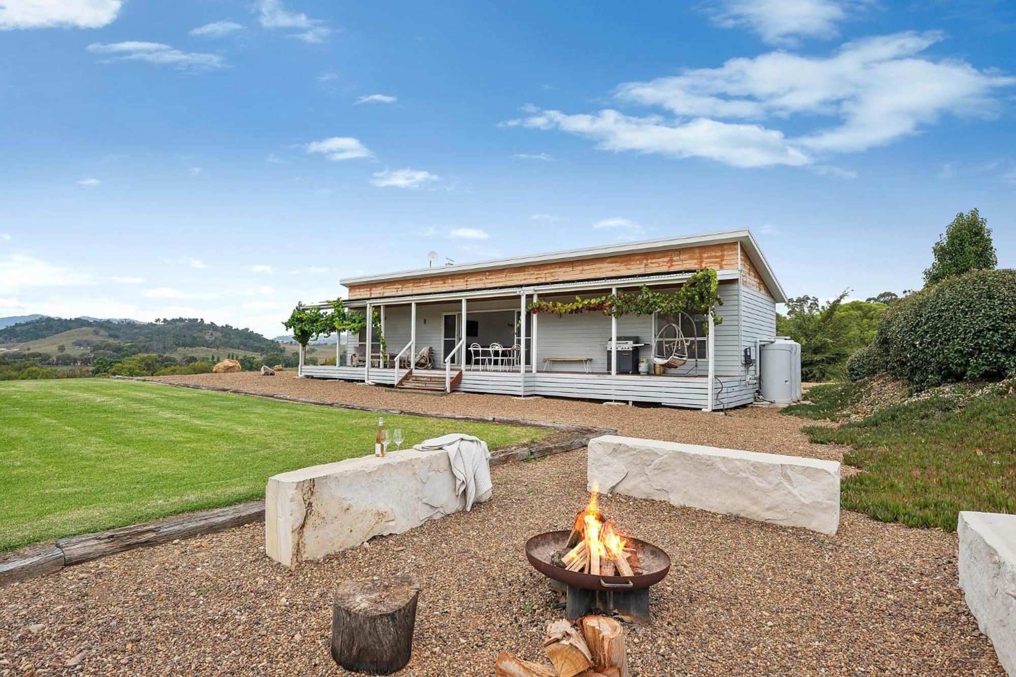 Stay In Mudgee The Grove, The Church, And Premium Private Homestead Buitenkant foto